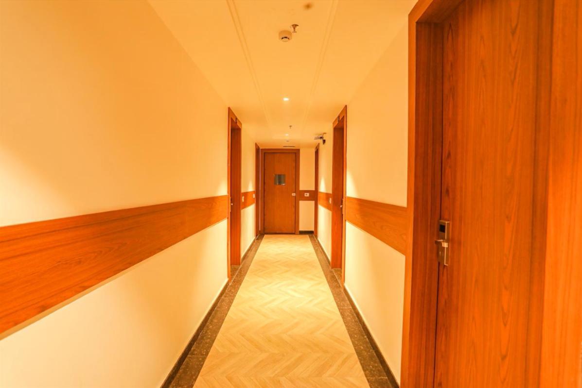 Hotel Swarn Bhoomi Kanpur Zewnętrze zdjęcie